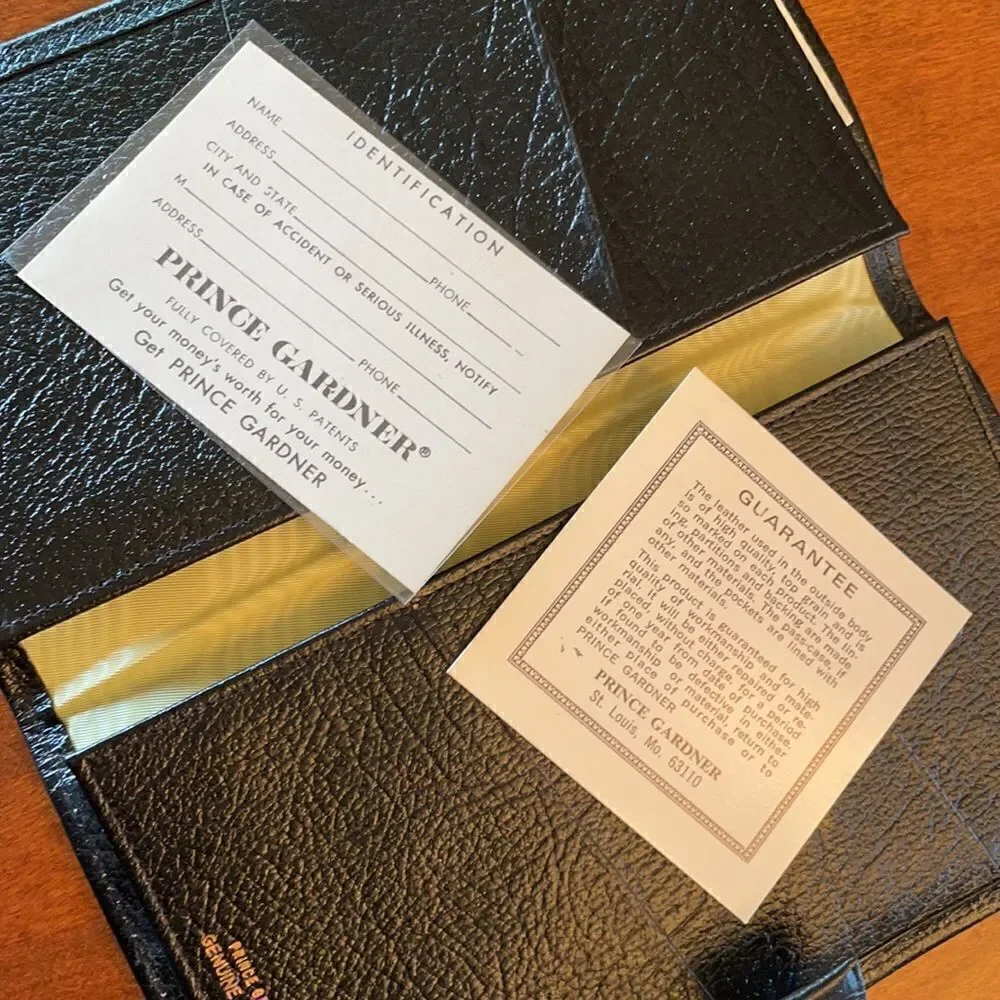 NWT.  Vintage Prince Gardner Men's Travel Wallet